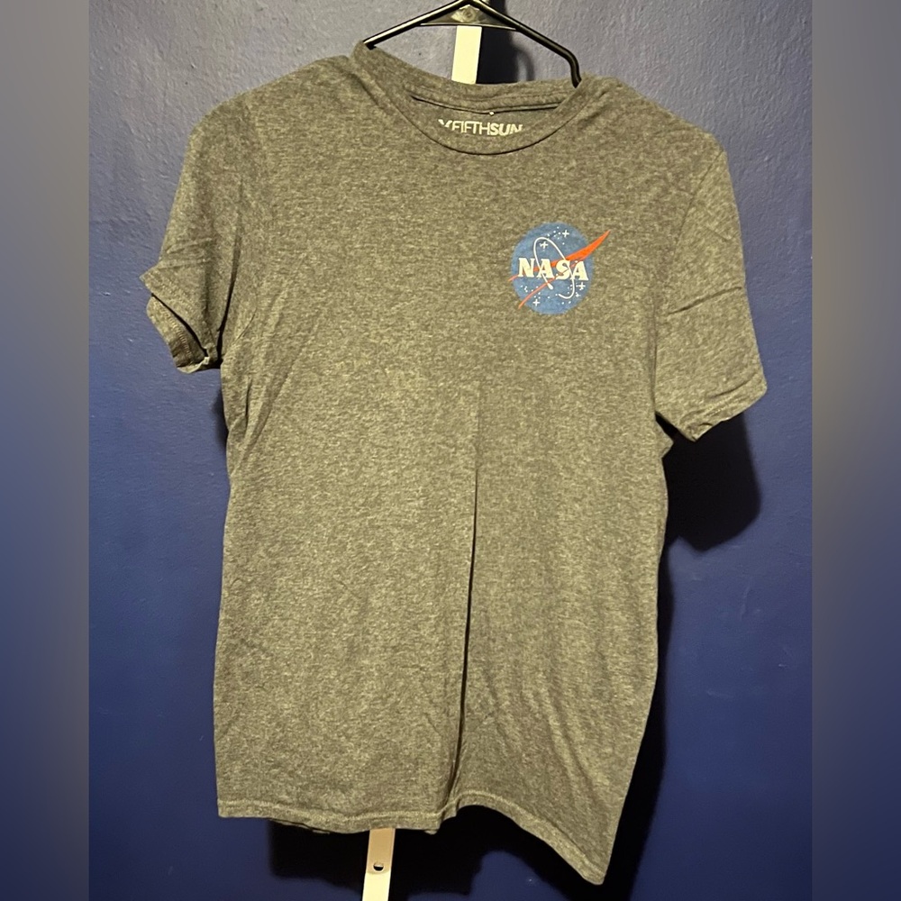 FIFTHSUN NASA T-Shirt Space Exploration Tee size smalll soft.